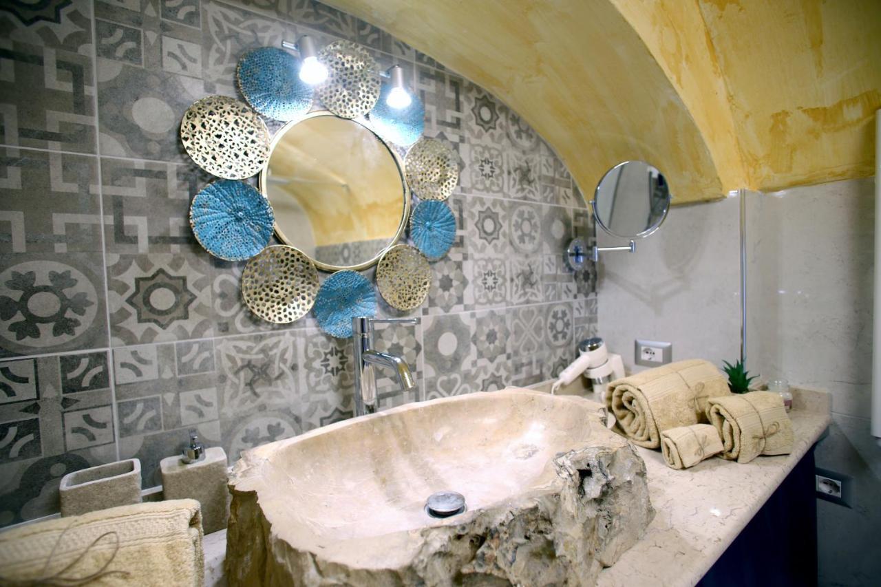 Piazzetta Petrone Apartments + Parking Βιέστε Εξωτερικό φωτογραφία
