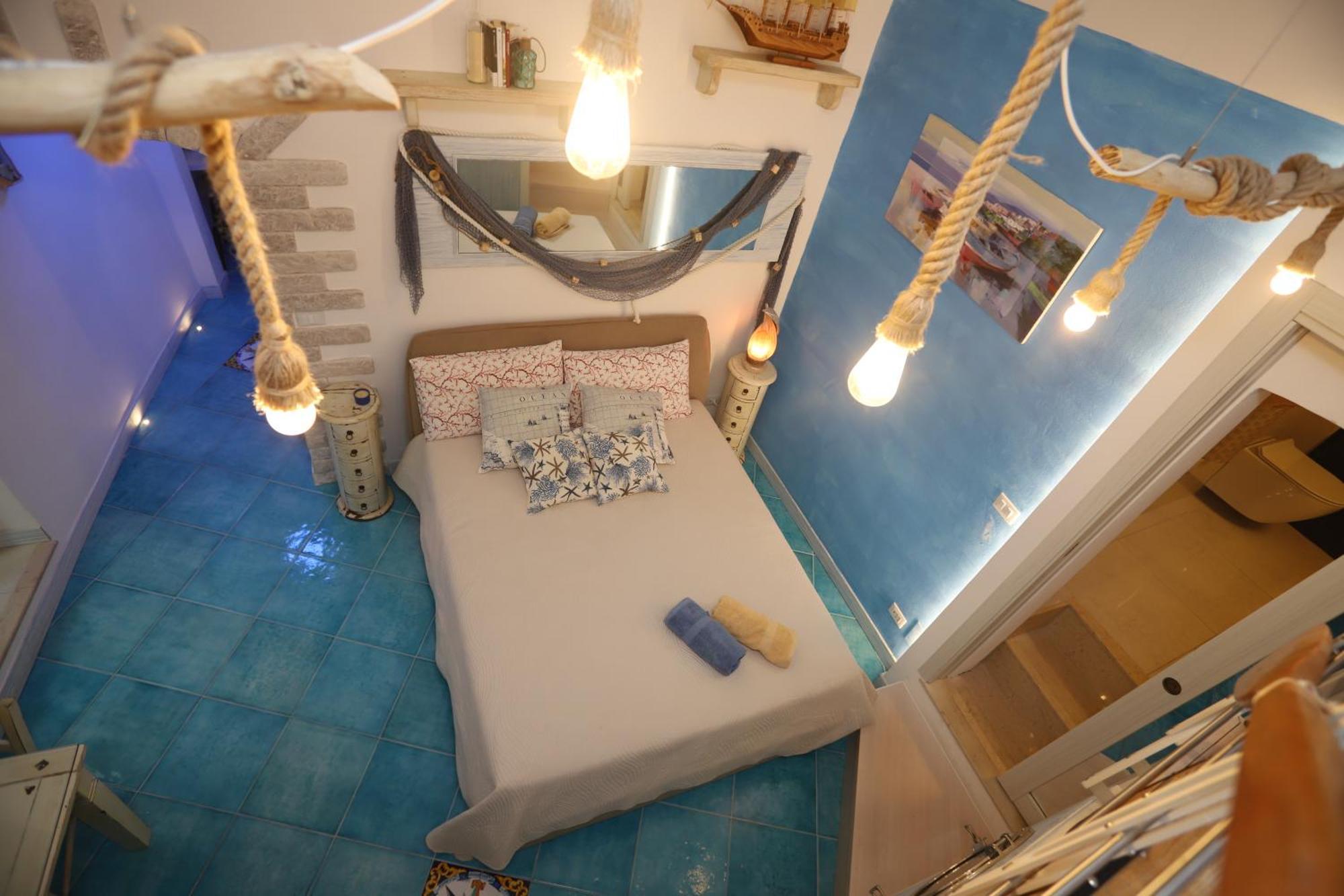 Piazzetta Petrone Apartments + Parking Βιέστε Εξωτερικό φωτογραφία