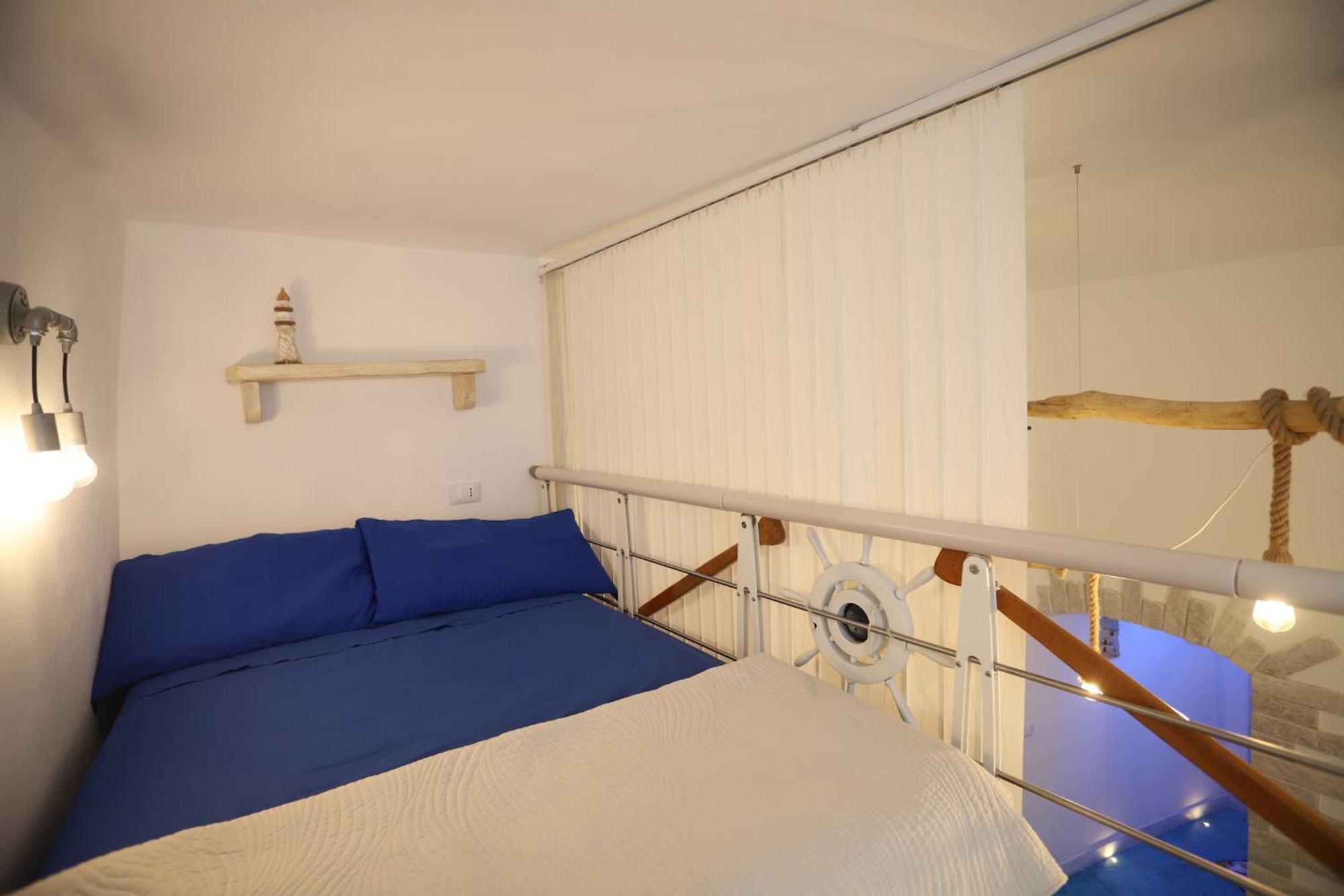Piazzetta Petrone Apartments + Parking Βιέστε Εξωτερικό φωτογραφία